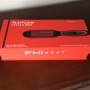 FHI Platform Plus Stylus Heated Brush- Brand New in Box with instruction booklet